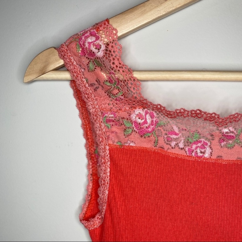 Y2K Free People Coral Ribbed Lace Neckline Tank Top - Picture 9 of 9